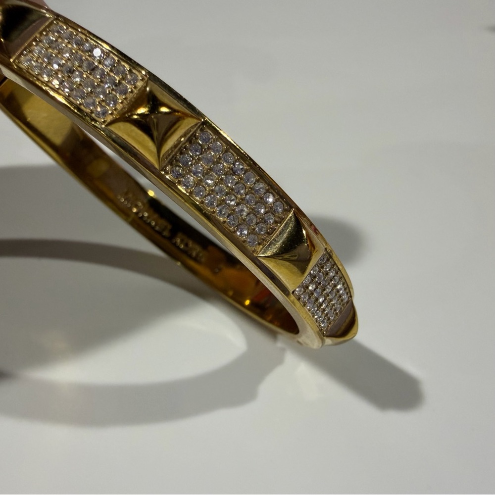 Rare Vintage Michael Kors Gold Pave Czech Crystal Pyramid Stud Bangle Bracelet - Picture 7 of 10